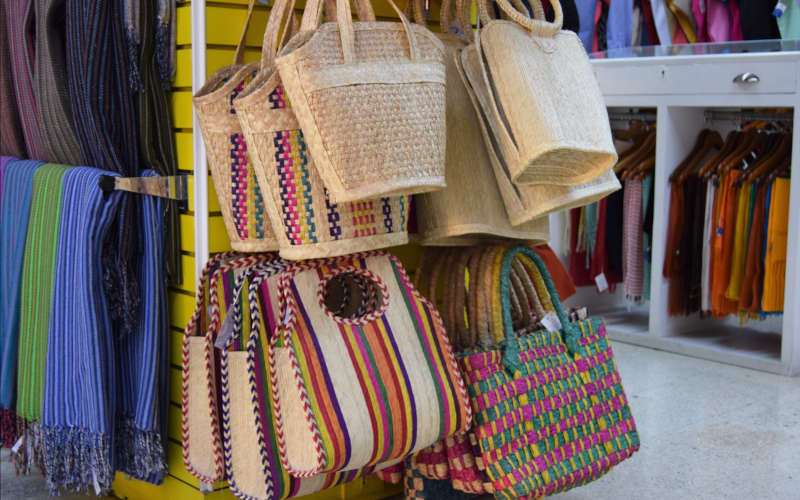 Artesanías en Oaxaca-Fibras Blandas-Bolsas